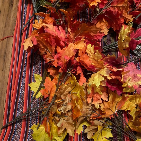 Bundle Autumn Floral Artificial Flower 🍁 Bunches (14 Total Bunches) - Picture 12 of 16